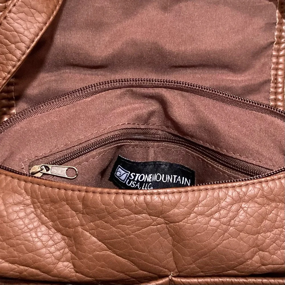 NWOT Stone Mountain Shoulder Bag Purse Brown